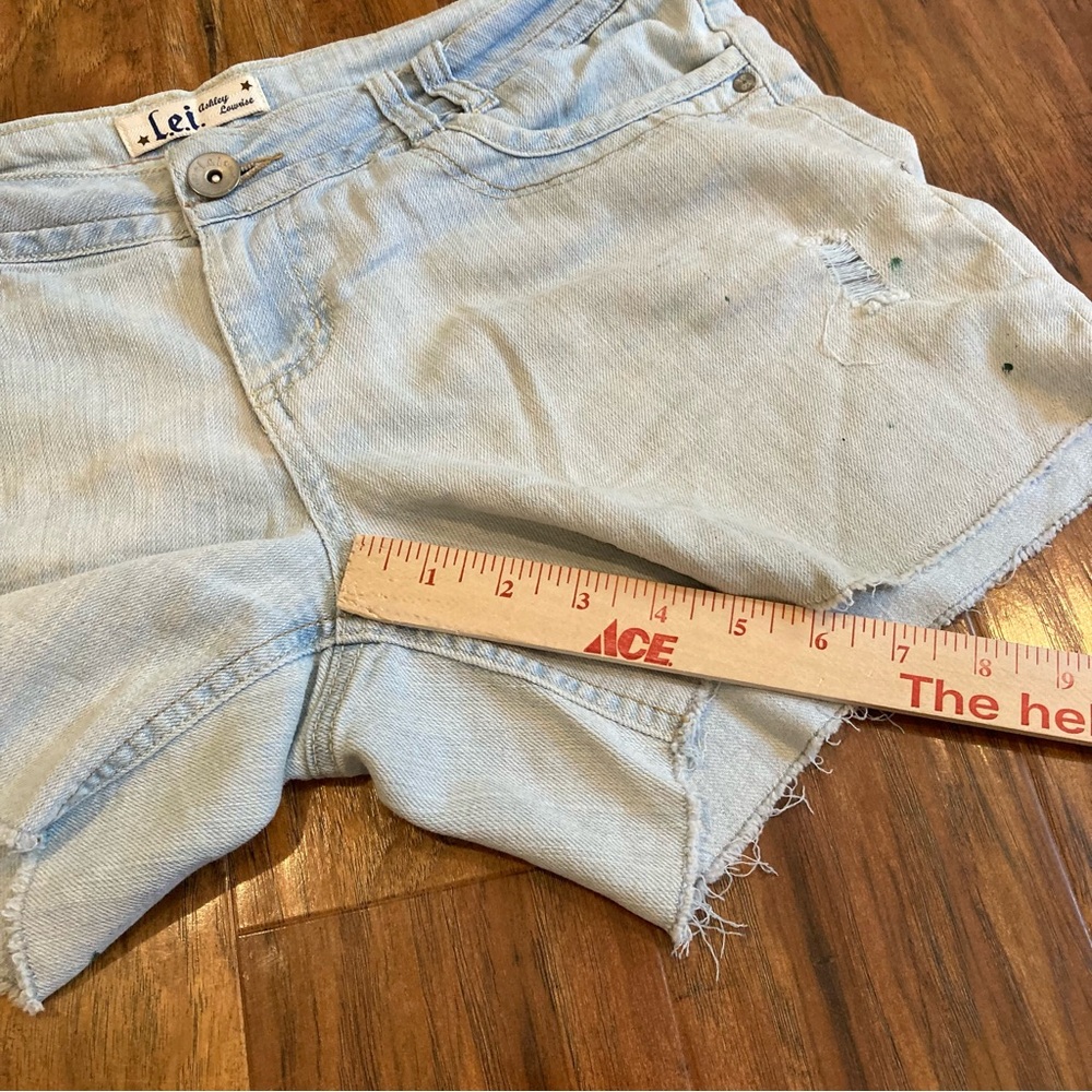 Vintage Women’s Lei Denim Distressed Cutoff Shorts, Size 11 - Picture 9 of 10